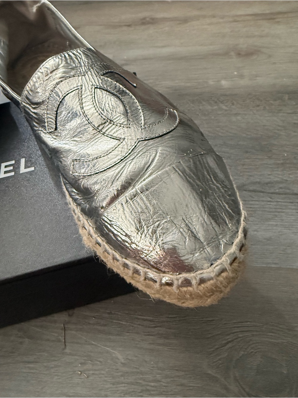 CHANEL Metallic Silver Espadrille Flats with CC Logo - Picture 3 of 5